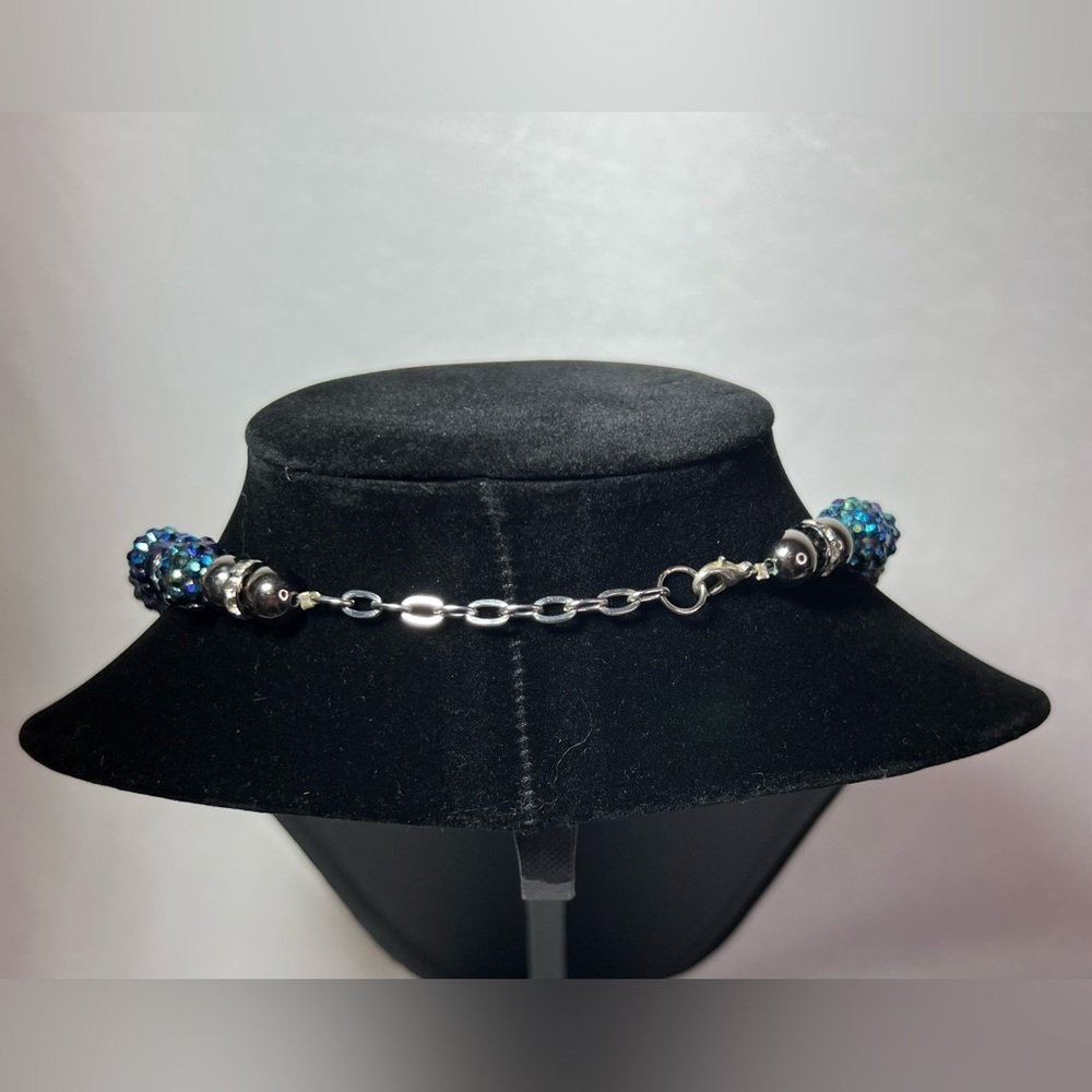 Elegant Blue Iridescent Glass and Crystal Beaded Necklace - Picture 4 of 11